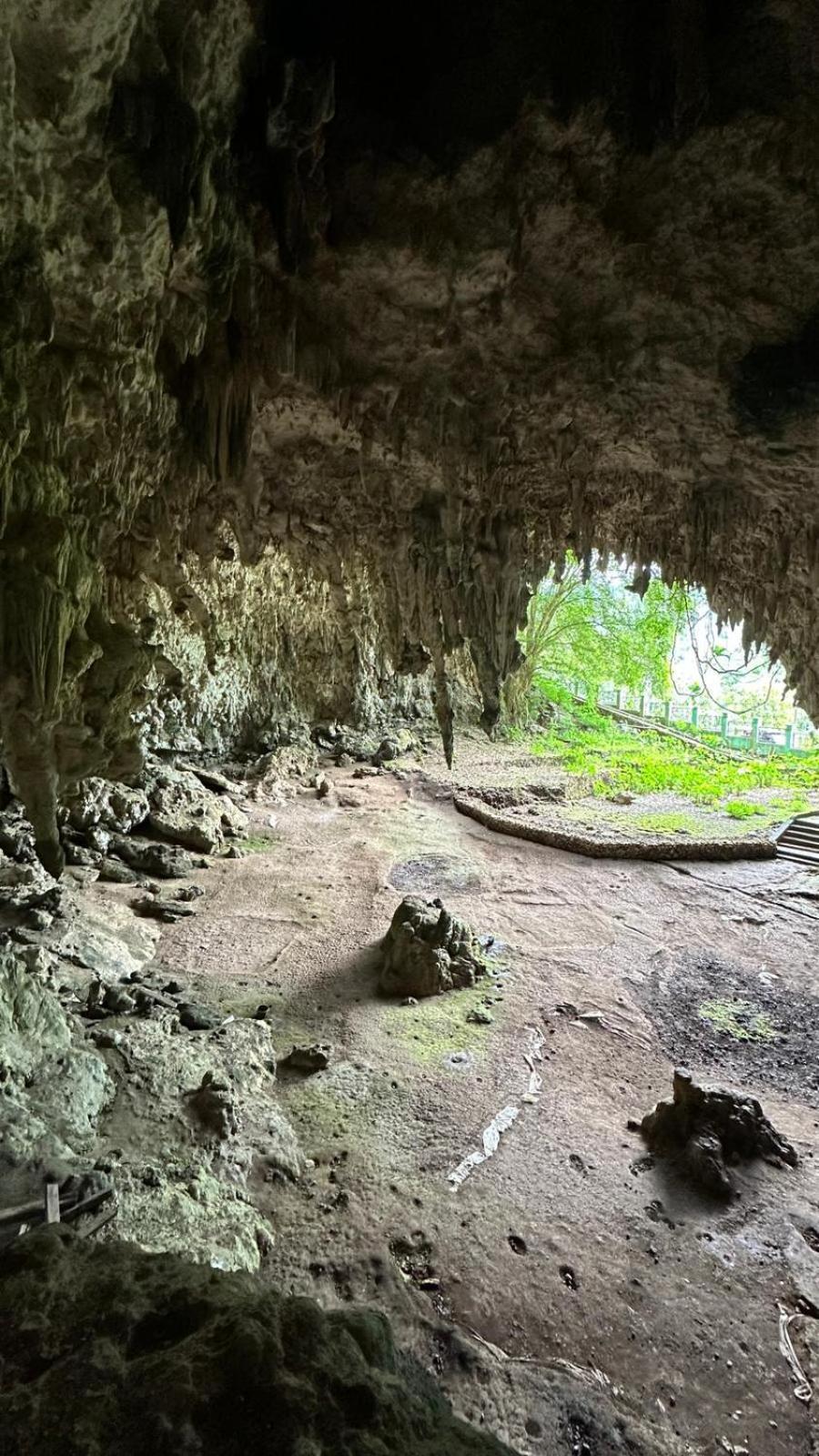 Petra Homestay Bangka Leda Рутенг Экстерьер фото